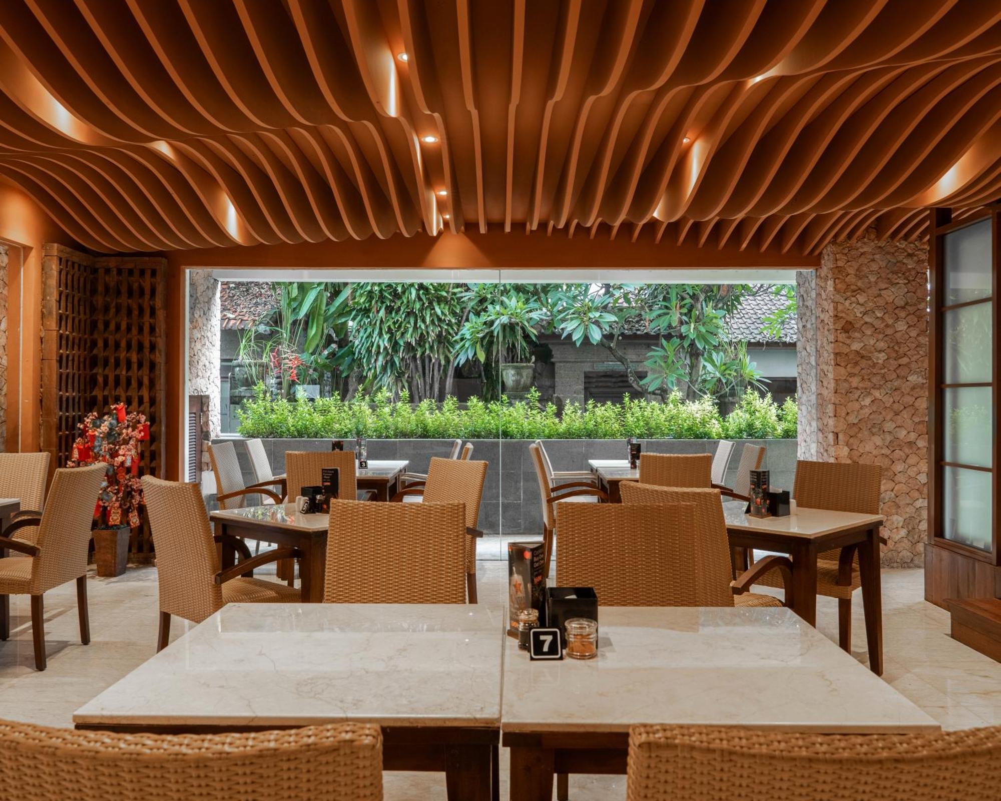 Kuta Angel Hotel Экстерьер фото